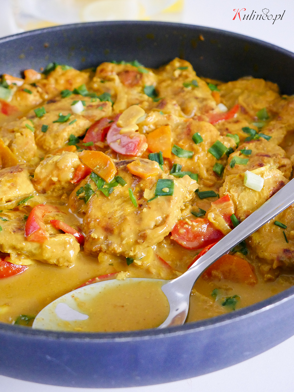 Kurczak z warzywami w sosie curry przepis