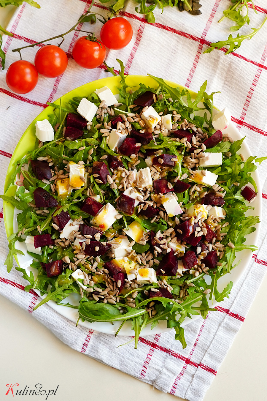 Sałatka z fetą i burakiem przepis